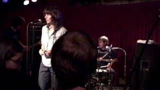 Watch Fiery Furnaces Staring At The Steeple video