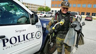 Helping the Police Find a Gun Underwater to Solve a Criminal Case! (Metal Detecting Underwater) Helping the Police Find a Gun Underwater to Solve a Criminal Case! (Metal Detecting Underwater)