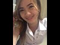 นักศึกษาสาว