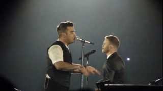 Robbie Williams & Gary Barlow - Eight Letters, live at the O2 London, 23. November 2012