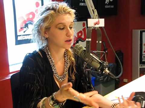 ke$ha à NRJ !