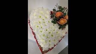 Funeral Heart With Miss Piggy Rosa