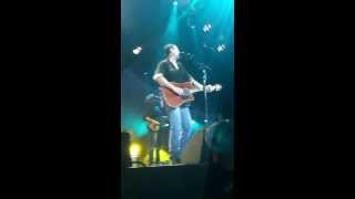 Watch Blake Shelton Boys Around Here video