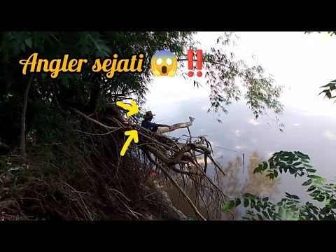 Wild Fishing at the mouth of the Cimanuk River ‼️ Finding Strikes is Hard, Friends ‼️ Wild Fishing at the mouth of the Cimanuk River ‼️ Finding Strikes is Hard, Friends ‼️