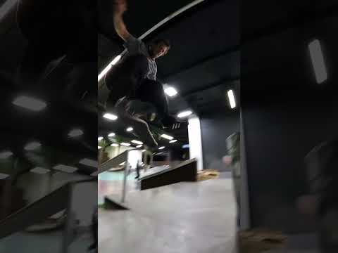 Trent Mcclung nollie front heel trash can