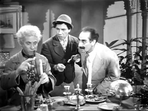 Casablanca casino scene