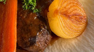 Rindergulasch in Rotwein selber machen, Rezept, zart und saftig, französische Art, Boeuf Bourguignon