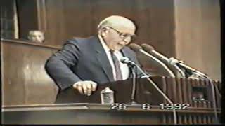 Demirel Erbakandan Kaçarken..