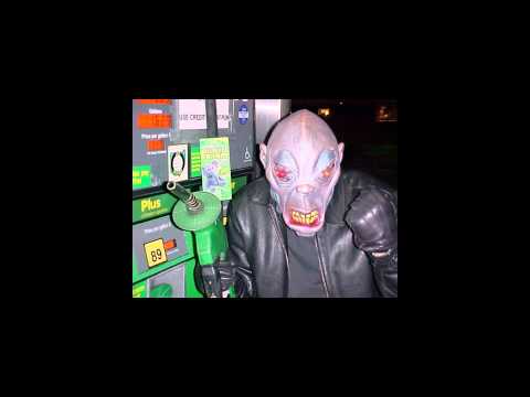 KOMPRESSOR Does Not Dance Video