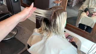 Max Blonding: Foil Root Touch Up
