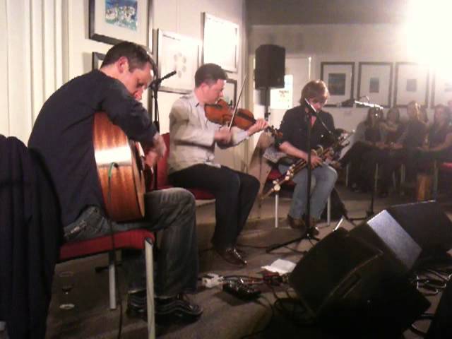 John McSherry, Donal O'Connor, Paul Meehan - Breton tunes & Irish reels