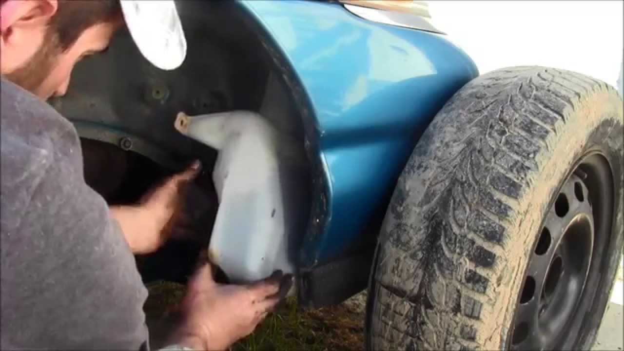 How to Remove Install Windshield Washer Reservoir ...