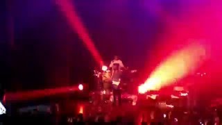 Vishal Dadlani Neeti Mohan Balam Pichkari Vishal Dadlani Neeti Mohan Balam Pichkari