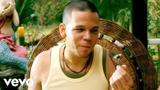 Video Un Beso de Desayuno Calle 13