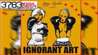 Watch Iggy Azalea Hello video