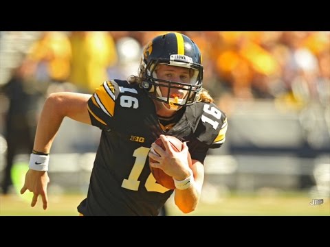 Iowa Qb C J Beathard 2015 Highlights Iowa Qb C J Beathard 2015 Highlights