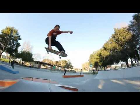 SUNNY DAYS - Episode 2 - Sunnyvale Skatepark catches wreck!