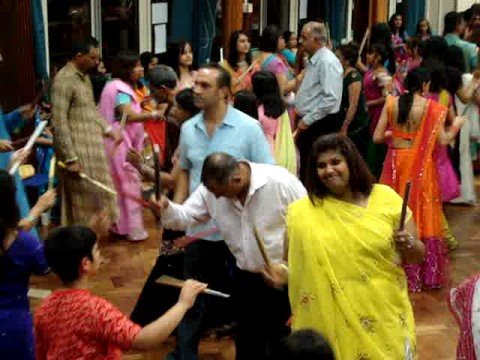 Jag Re Malan Jag - Gujarati Garba Navratri 2008