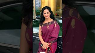 Jyothi Poorvaj Turns Up The Heat Glamorous Look & Y Walk From Movie Set