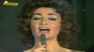 Watch Sally Oldfield Mirrors video