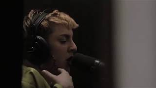 Taylor Kelly - Just Want You to Know LIVE @ THE HEADROOM