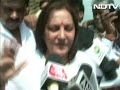 Jaya Prada loses cool, threatens to slap reporter