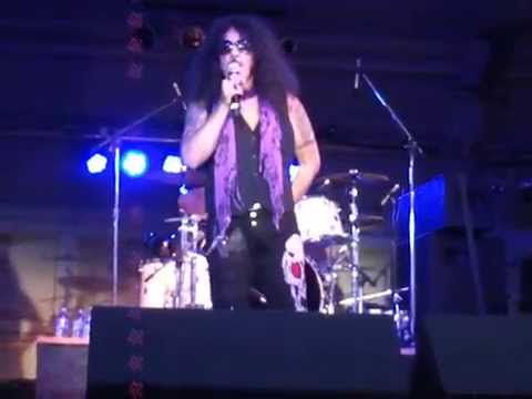 Quiet Riot- Mama Weer All Crazee Now (Live At The Silver Dollar...