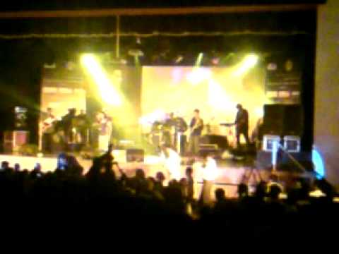 Mora Saiyan Mose Bole Na-Shafqat Amanat Ali and Namita
