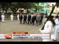 Autoridades colocaron ofrendas florales en columna de los proceres