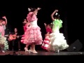 niñas de 3 a 5 años por sevillanas