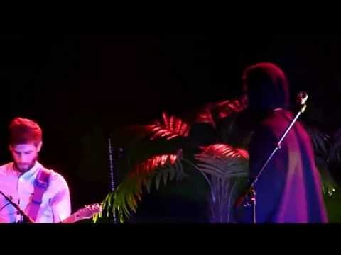 Oscar And The Wolf - Somebody Wants You -- Live At AB Box Brussel...