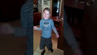 Kierdyn Doing The Nae Nae
