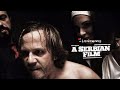 🎦UN ACTOR RETIRADO SE CONVERTIRA EN UN MONSTRUO AL VOLVER A GRABAR | A SERBIAN FILM(2010) | RESUMEN🎦