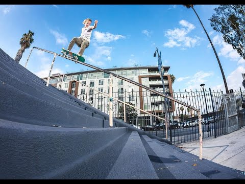 Roos Zwetsloot first woman to grind Hollywood 16 handrail