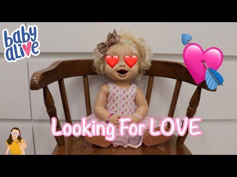 Baby Alive Emma Tries to get a Valentine! | Kelli Maple