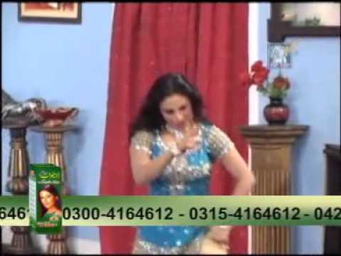 YouTube - Nida Chaudhry New Pakistani Mujra Hot 1365 HD 2011...