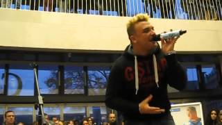 Watch Menowin Moments video