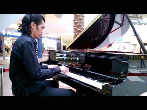 Vaishnav Jan To & Raghupati Raghav Raja Ram - On Piano