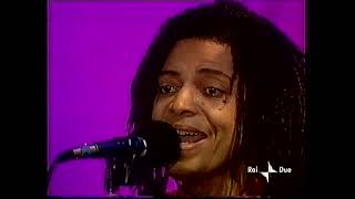 Terence Trent D'arby - What Shall I Do ('La Forza Delle Pace' Italy Tv 2002)