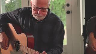 Breedlove’s Jerry Lambert and artist Ford Thurston demo and discuss the Discovery S Series