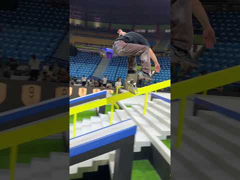 Chris Joslin insane nollie back heel during Super Crown practice!
