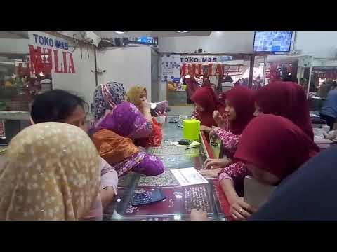 VIDEO : beli anting emas untuk bayi perempuan -  ...