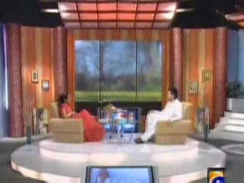 Zohaib Hassan singing in Brunch w Bushra - zara chehra tu