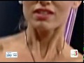 Justine Mattera super scollatura e ... Ops