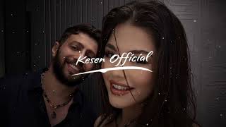 Burak Bulut & Eda Sakız - Sesini Duymadan Kesen Official