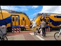 Spoorwegovergang Heiloo // Dutch railroad crossing