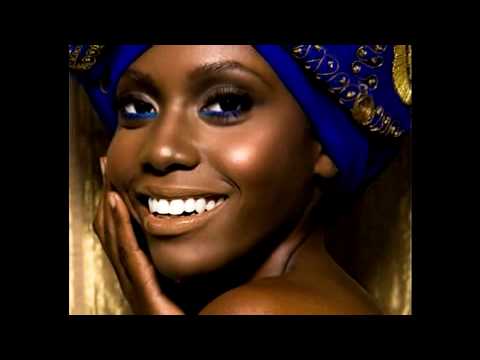 Over 200 rarely seen images featuring natural hair styles for any woman (or 