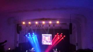 Watch Chris De Burgh Youll Never Walk Alone video
