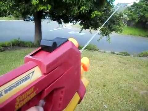 Super Soaker Stark Industries Toy Water Gun Has regular water gun mode and