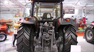 The 2019 MASSEY FERGUSON 5711 tractor